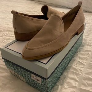 NEW Susina leather loafers tan nude size 10
